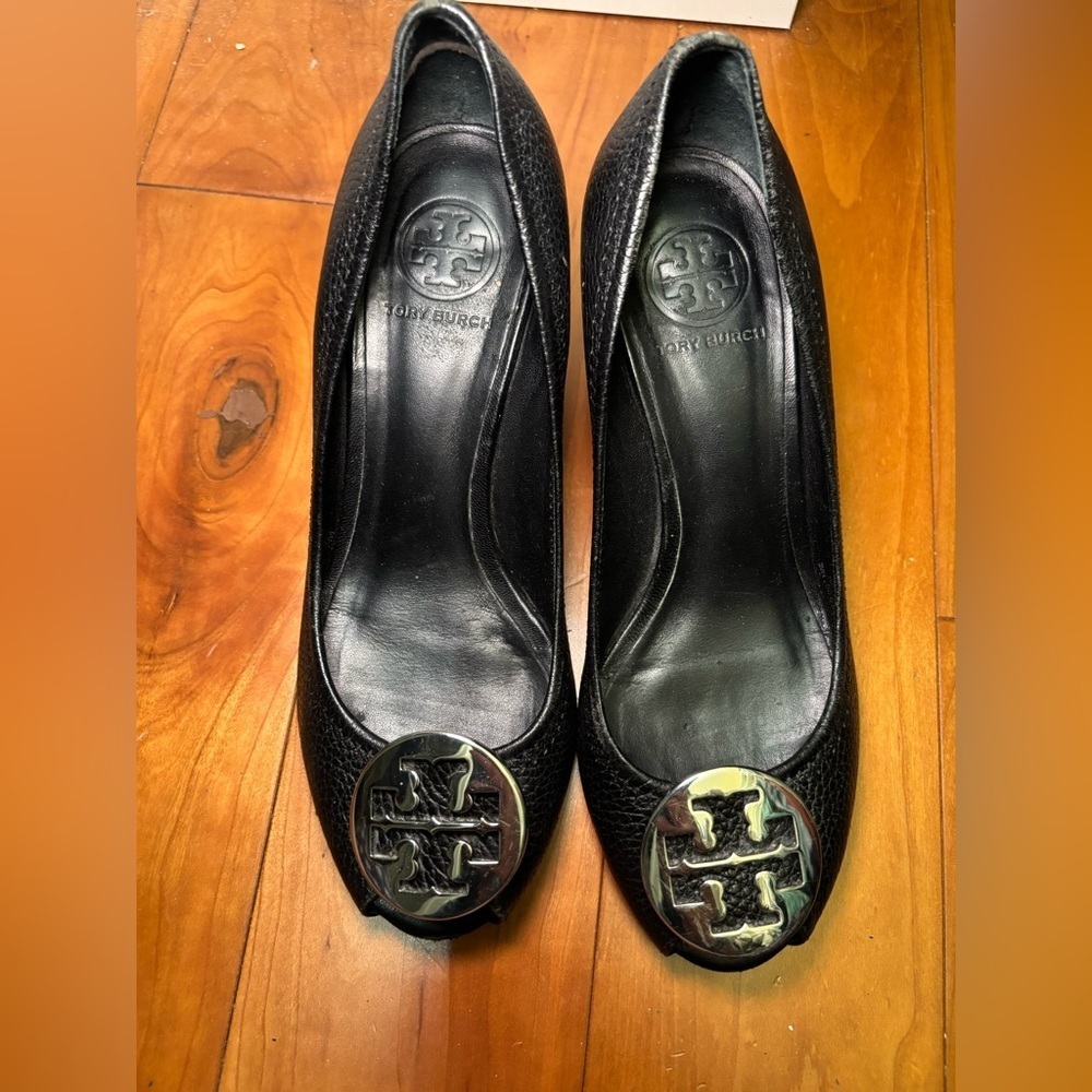 Tory Burch vintage Black Wedges with Gold Accent - Picture 2 of 7